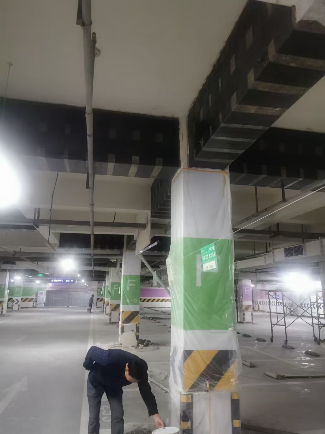 扬州柱子露出钢筋生锈怎么办